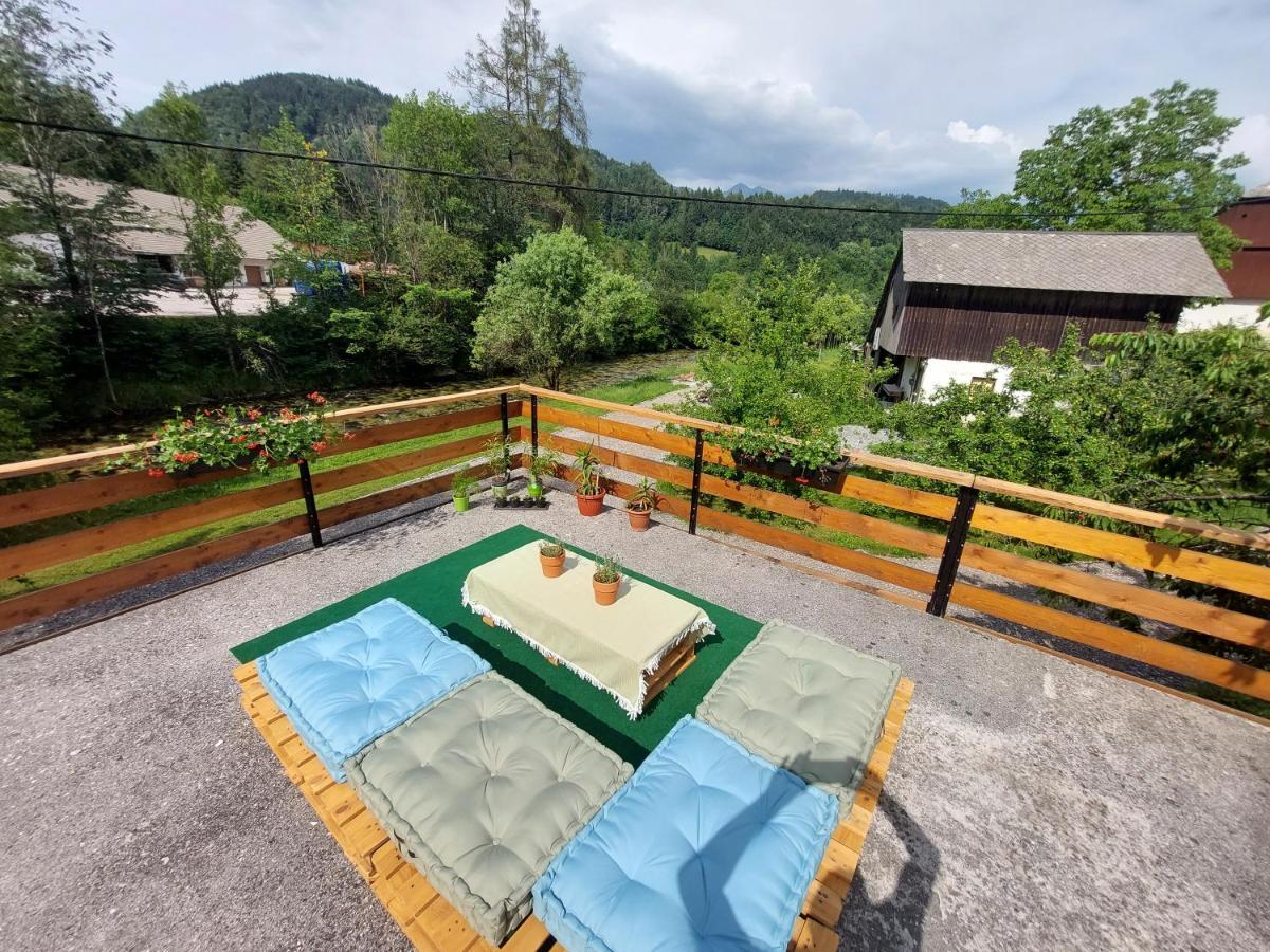 The Riverside Chill Hostel 블레드 외부 사진