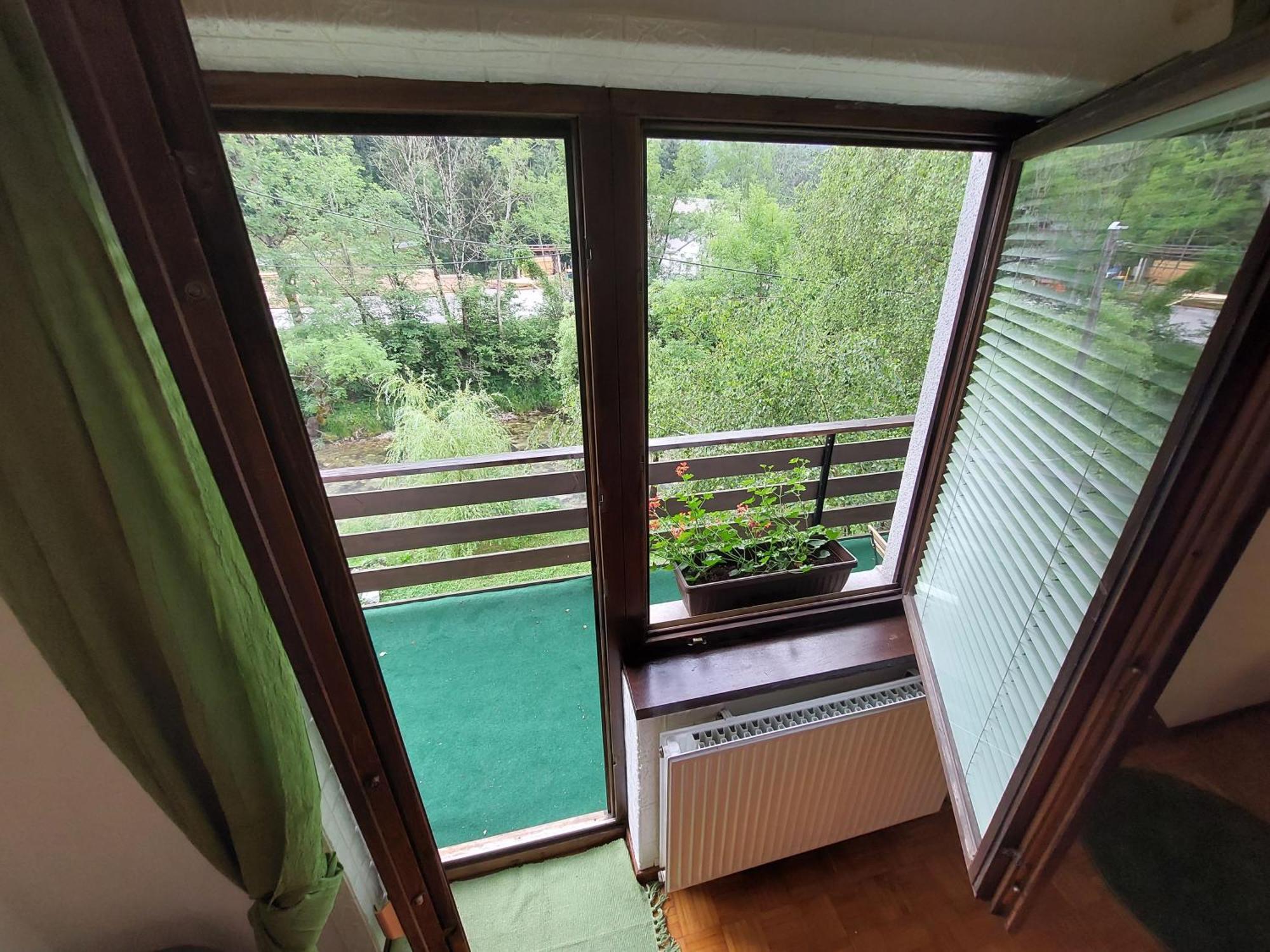 The Riverside Chill Hostel 블레드 객실 사진